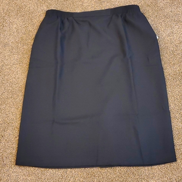 Alfred Dunner Skirts Alfred Dunner Classic Black Skirt Poshmark